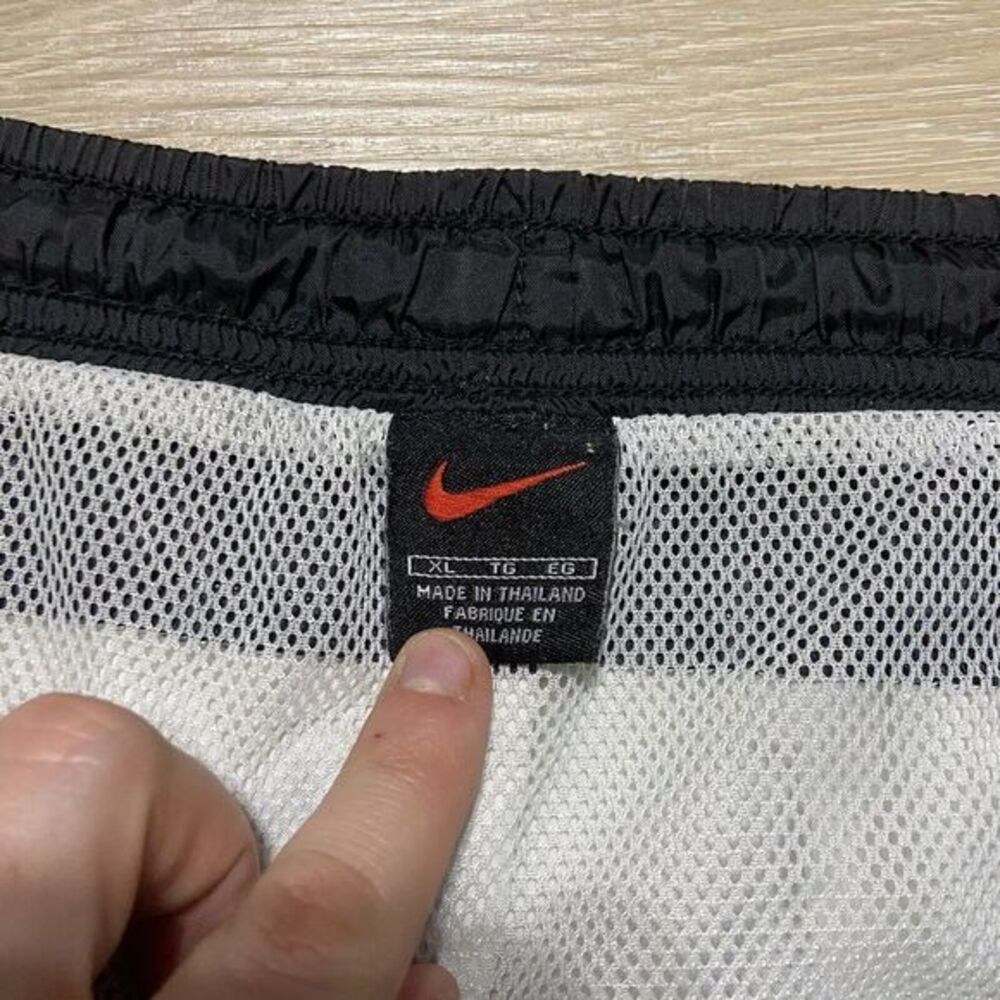 NWOT VTG 90s Nike Spell out Swoosh Shorts Swim Trunks Sewn Logo Lined mesh Black - Picture 4 of 11